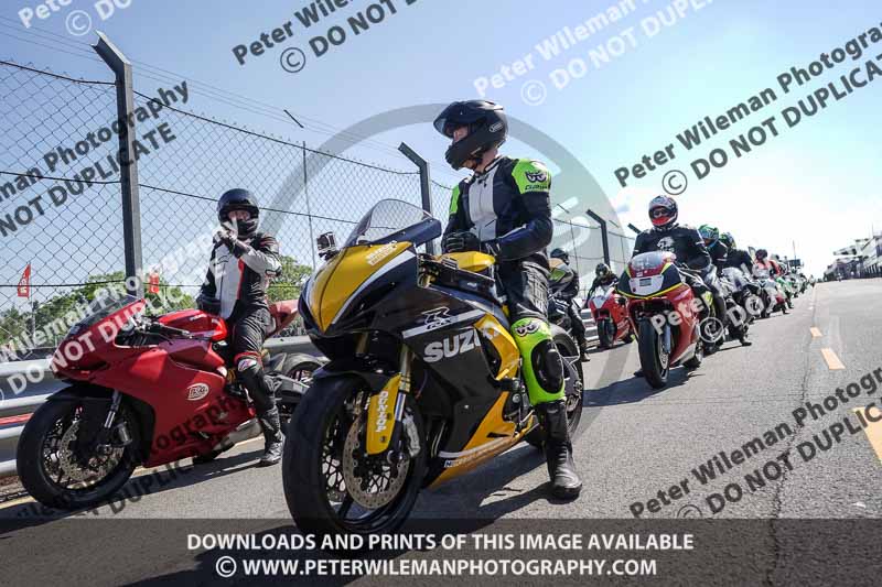 donington no limits trackday;donington park photographs;donington trackday photographs;no limits trackdays;peter wileman photography;trackday digital images;trackday photos